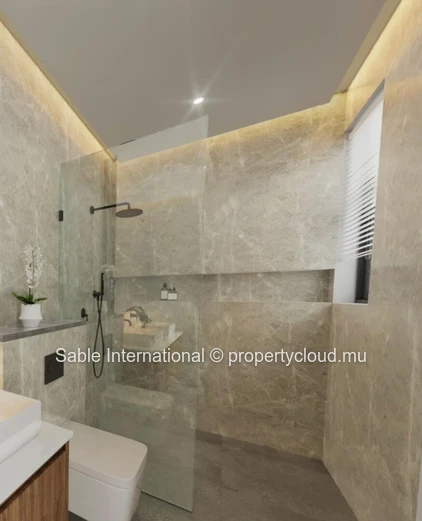 "Modern Apartment with Pool & Fitness Room in Pointe aux Piments, Trou aux Biches 
