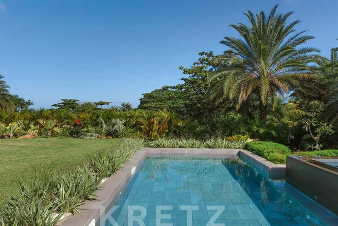 Entre réserve naturelle et golf : une villa contemporaine d'exception