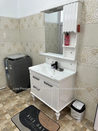 Villa moderne 3 chambres avec piscine privée à louer à Pereybere | Rs 60,000 par mois