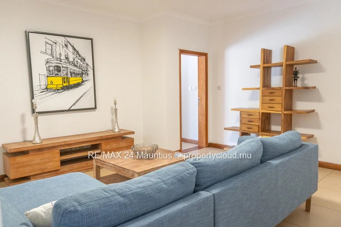 Exclusive 5-Bedroom Villa Bordering Black River National Park