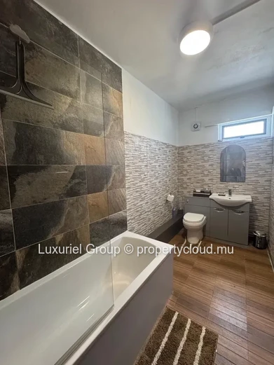 Superbe appartement 2 chambres à louer près de la plage de Mont Choisy