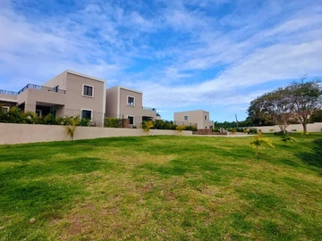 3 Bedroom Townhouse, Duplex