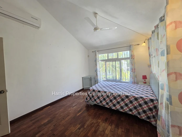 Magnifique appartement au premier étage à louer à Péreybère