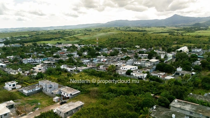 Spacious 4854 m² land just minutes from public beaches