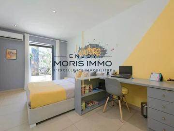4 Bedroom Villa