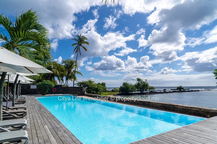 Penthouse meublé de 3 chambres avec piscine à Pointe aux Biches