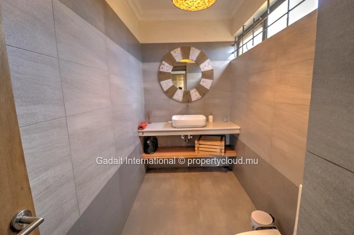 Penthouse d'exception à Trou aux Biches – Vue mer et accès plage à 200 mètres