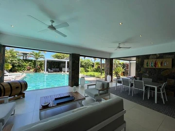 4 Bedroom Villa