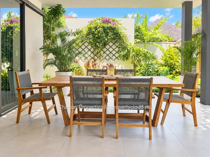 Villa de luxe de 4 chambres en suite au cœur d’un domaine PDS sécurisé