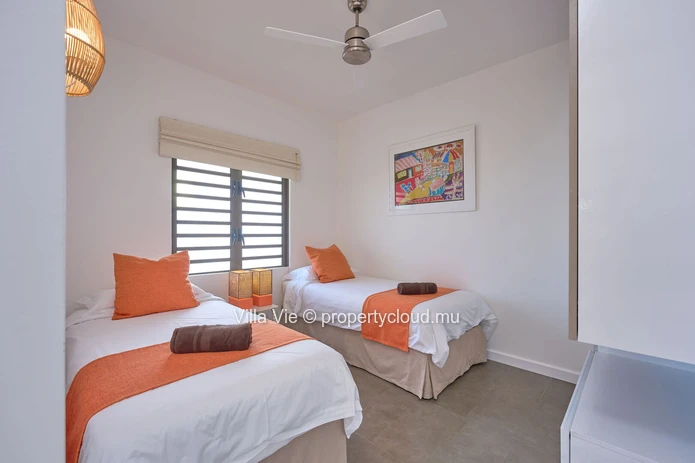Péreybère - Bel appartement de 2 chambres fraichement rénové avec piscine commune, spa et gym