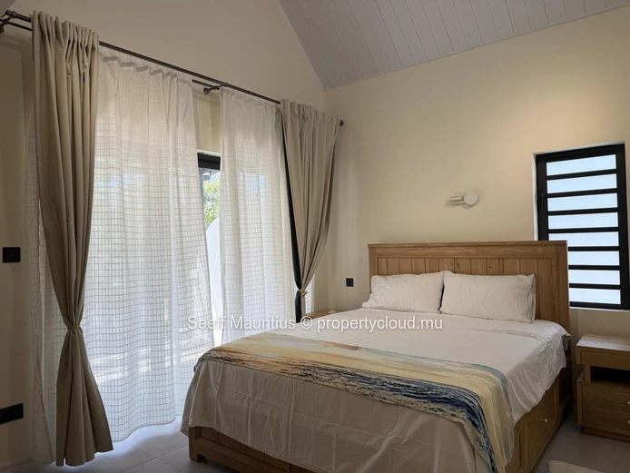 Exceptional Modern Duplex – Just Steps from Pereybere Public Beach