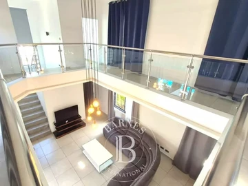 4 Bedroom Villa