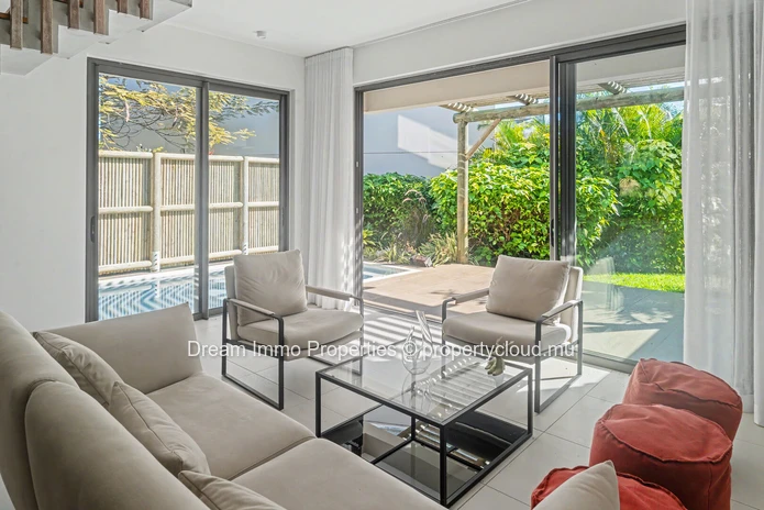 3-bedroom beachfront duplex with private pool and private rooftop in Grand Gaube – Mauritius