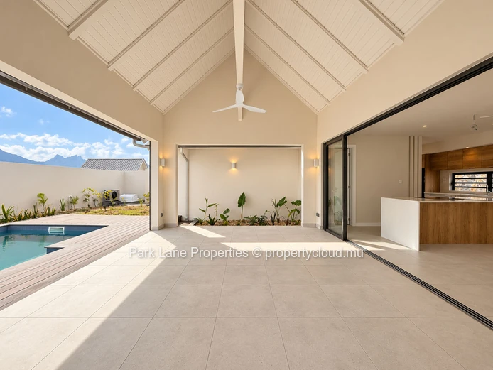 Toute nouvelle villa avec vue imprenable sur les montagnes