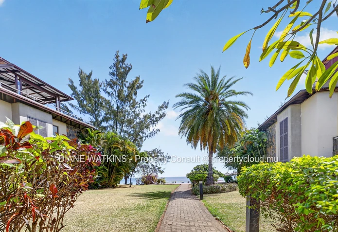 Beachfront Penthouse for Sale in Tamarin | 3 Bedrooms, Private Rooftop Terrace & Ocean Views