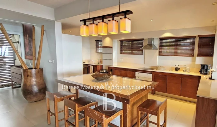 POINTE AUX CANONNIERS - Seafront Villa - 4 bedrooms