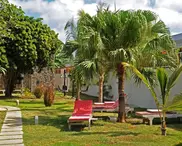 3 bedroom flat in a suite at the HACIENDA estate in Pereybere 