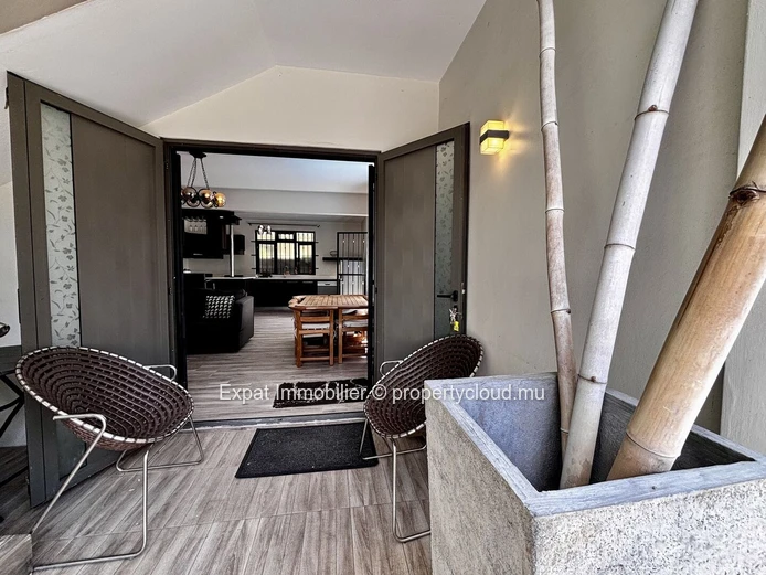 Appartement 2 chambres avec piscine dans un environnement verdoyant – Pointe aux Canonniers