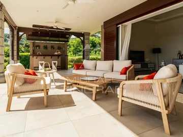 4 Bedroom Villa