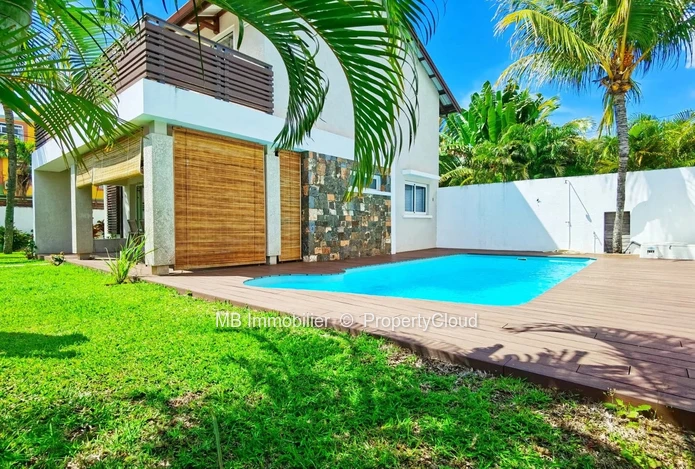 3-bedroom villa for rent.