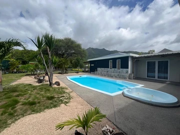 4 Bedroom Villa