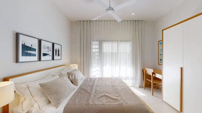 À louer – Appartement 3 chambres en suite en bord de rivière à Rivière Noire, Île Maurice