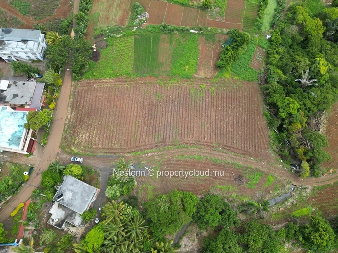 Residential Land with stunning mountain views (Lot 2)