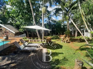 5 Bedroom Villa