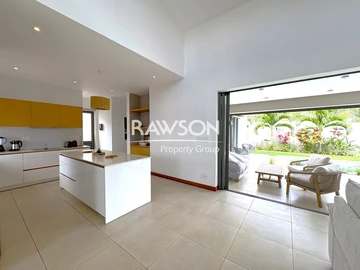 4 Bedroom Villa