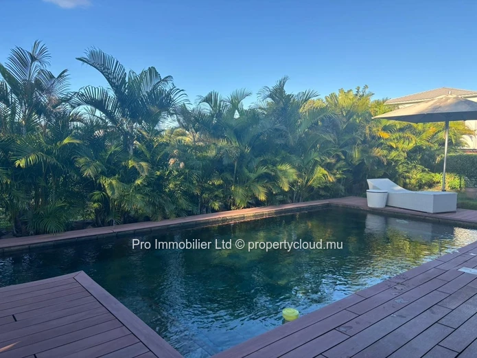 Spacious & Elegant 4-Bedroom Villa for Rent ,  Domaine du Levant, Roches Noires