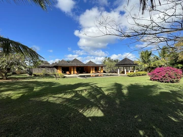 4 Bedroom Villa