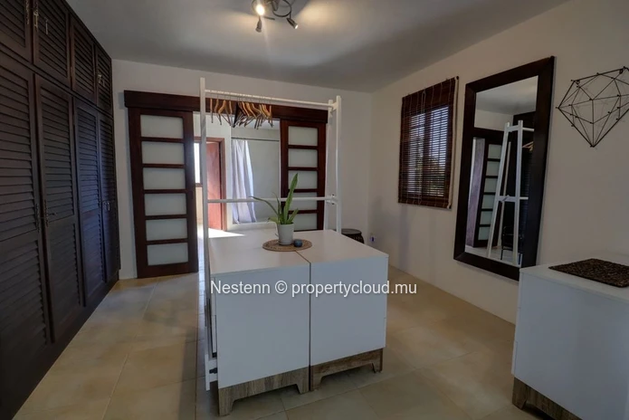 Charmante villa de 3 chambres avec piscine privée à Péreybère