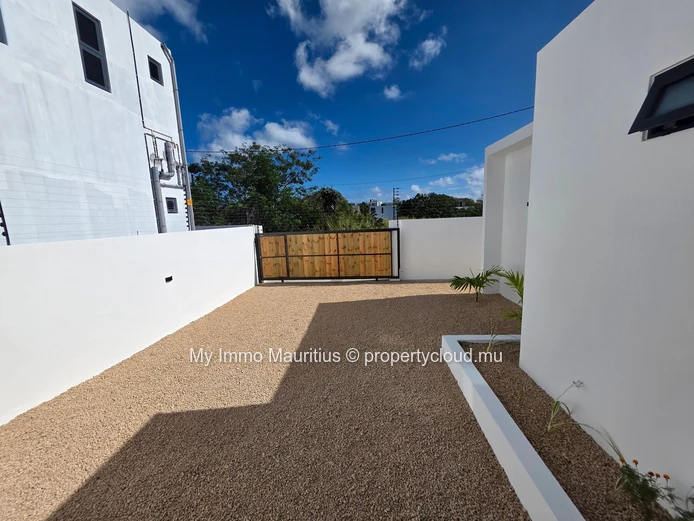 New Single-Storey Villa with Swimming Pool – Grand Baie