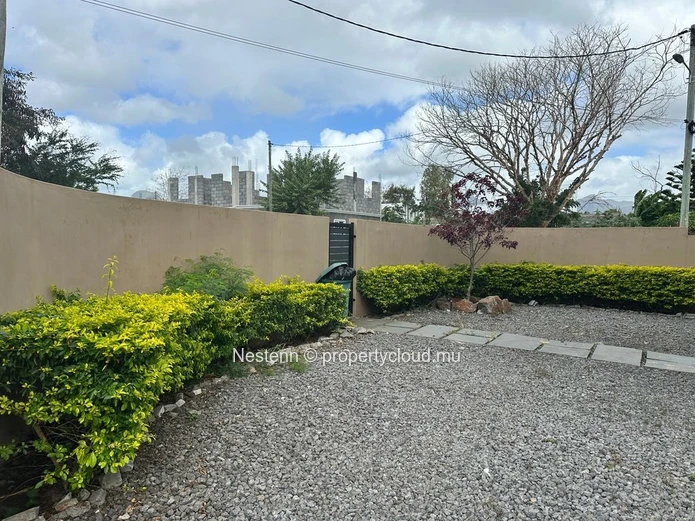  Belle Maison Semi-Meublée dans un Quartier Paisible  