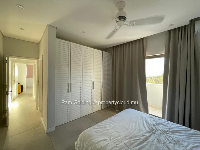 Penthouse for rental in Tamarin.