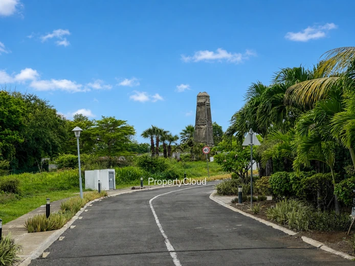For Sale - Plot Of Land - Gated Community - Bambous