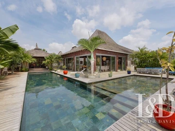 4 Bedroom Villa