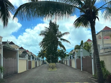 3 Bedroom Townhouse, Duplex