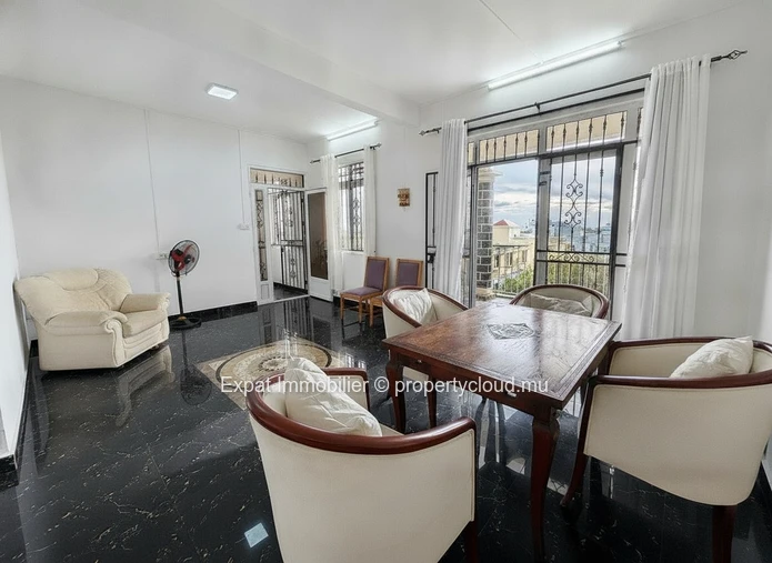 Appartement 2 Chambres Avec Piscine À Proximité Du Golf De Mont Choisy