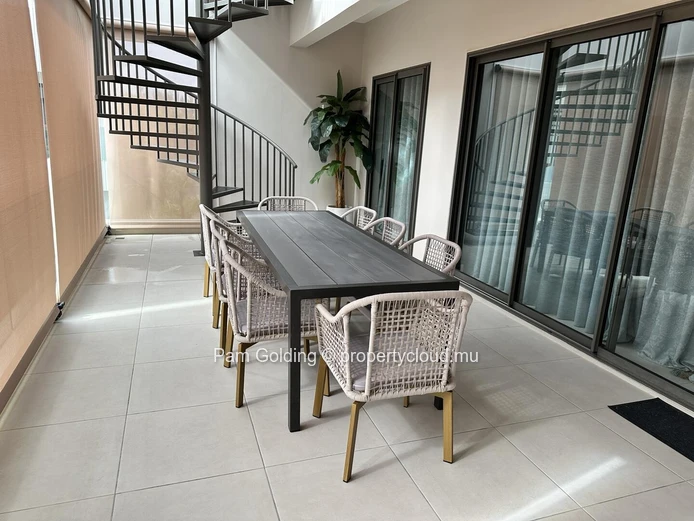 For Sale – Luxury 4-Bedroom Penthouse in Grand Baie, La Pointe Luxury Apartments