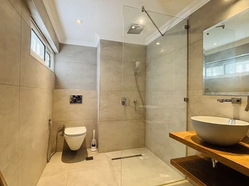 3 Bedroom Apartment