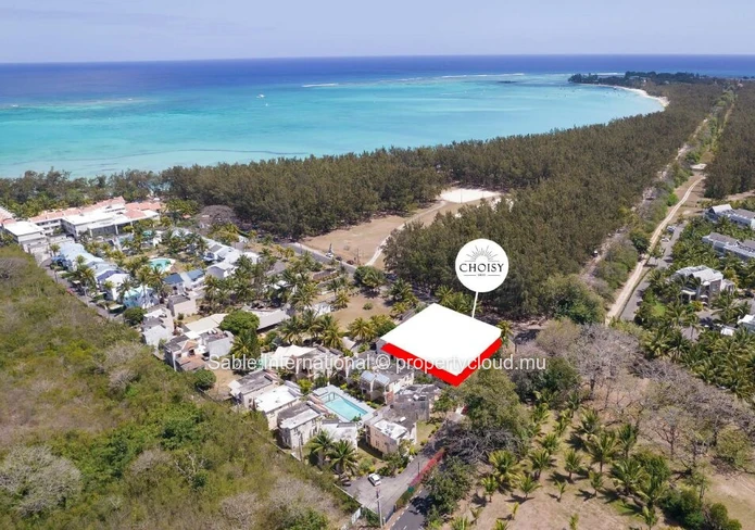 Mont Choisy Beach Apartment with rooftop Pool