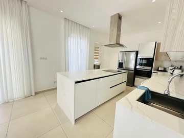 3 Bedroom Villa