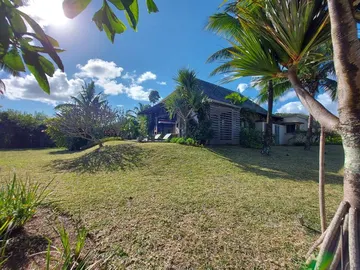 6 Bedroom Villa