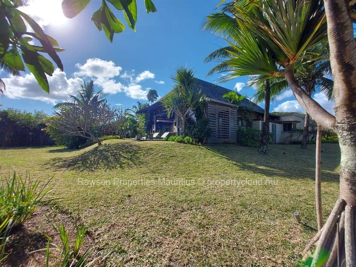 Villa De 6 Chambres A Vendre A Bel Ombre 