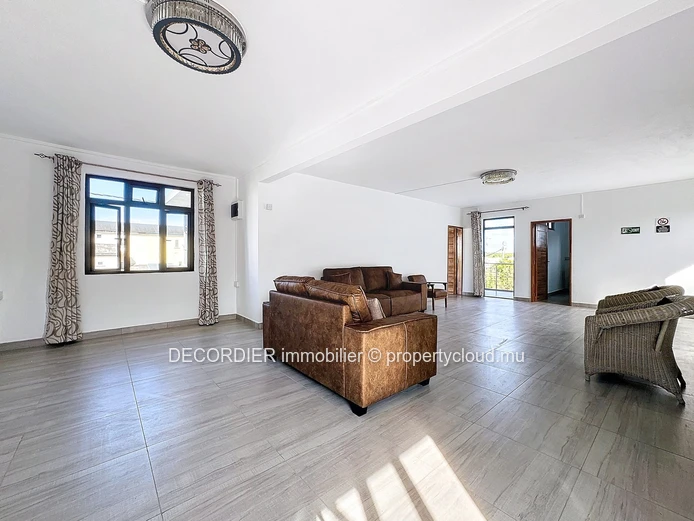 Maison individuelle avec coin barbecue (Mandat exclusif)