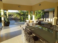 Belle villa semi-meublée à louer dans un domaine seéurisé à Tamarin, Île Maurice