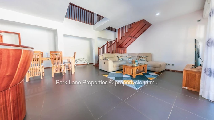 Spacious Villa-Style Home in a Secure and Sought-After Estate  