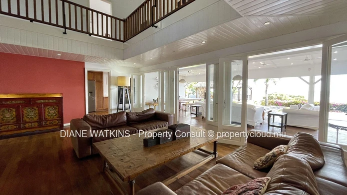 5-Bedroom Beachfront Villa for Rent in Tamarin
