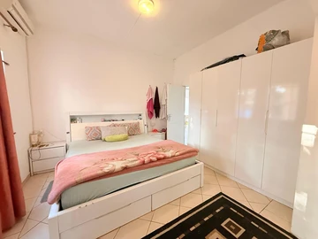 7 Bedroom House